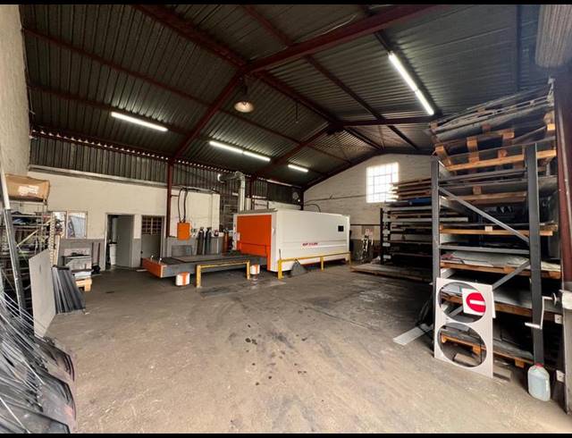 INDUSTRIAL FOR SALE IN MKONDENI